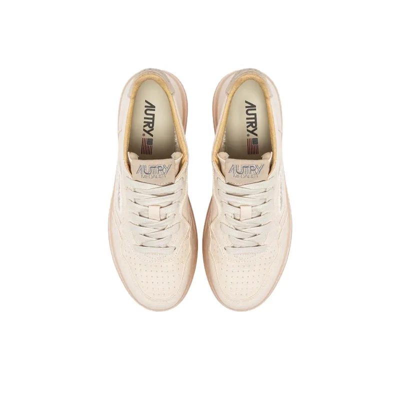 AUTRY Medalist Slip Resistant Cushioning Low Top Skateboard Shoes Women's White Pink-3