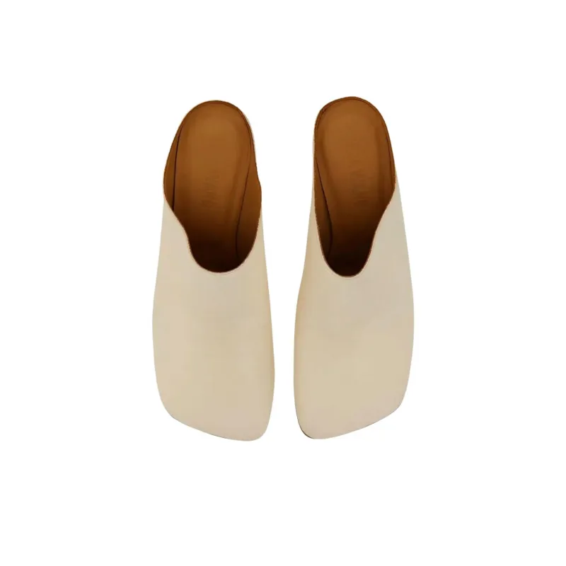 UMA WANG Closed Toe Slippers Women's Ivory-3