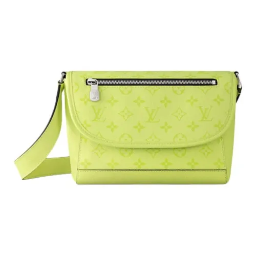 LOUIS VUITTON Pulse Coated Canvas Messenger Bag Crossbody Bag Shoulder Bag Men's Emerald Green