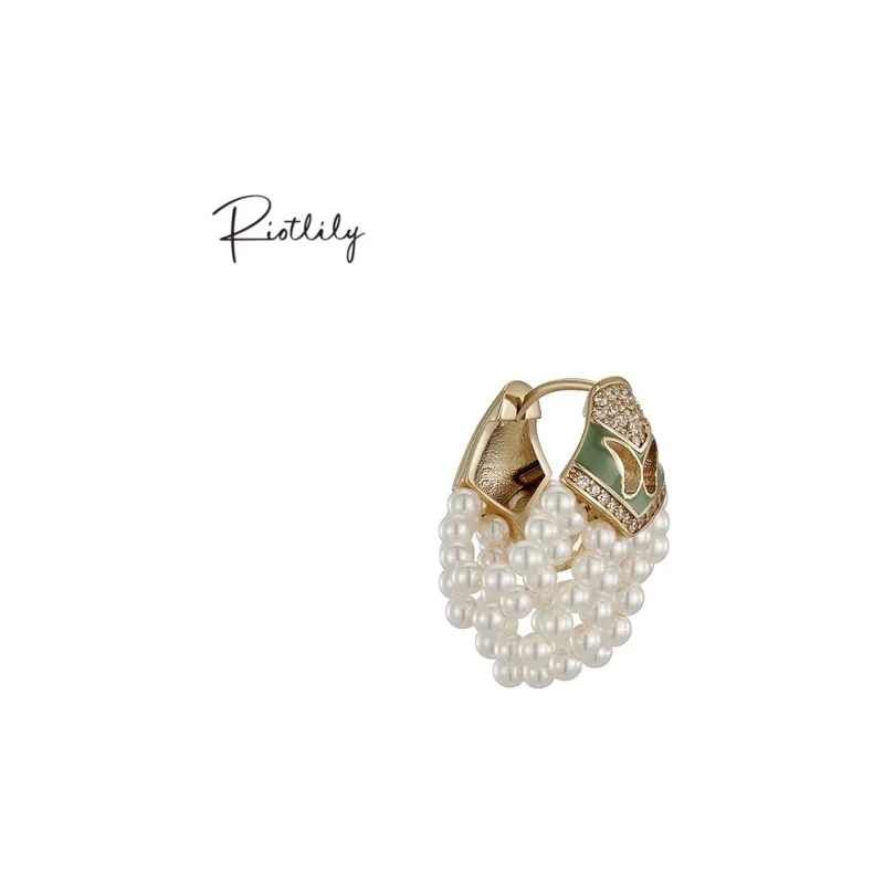 RiotLILY Faux Pearl Earrings Unisex-2
