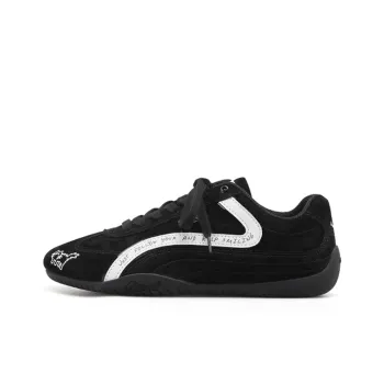 Cat&Sofa Anti Slip Wear Resistant Low Top Skateboard Shoes Unisex Fried Cats