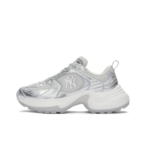 MLB New York Yankees Slip Resistant Breathable Low Top Casual Shoes Women's Silver