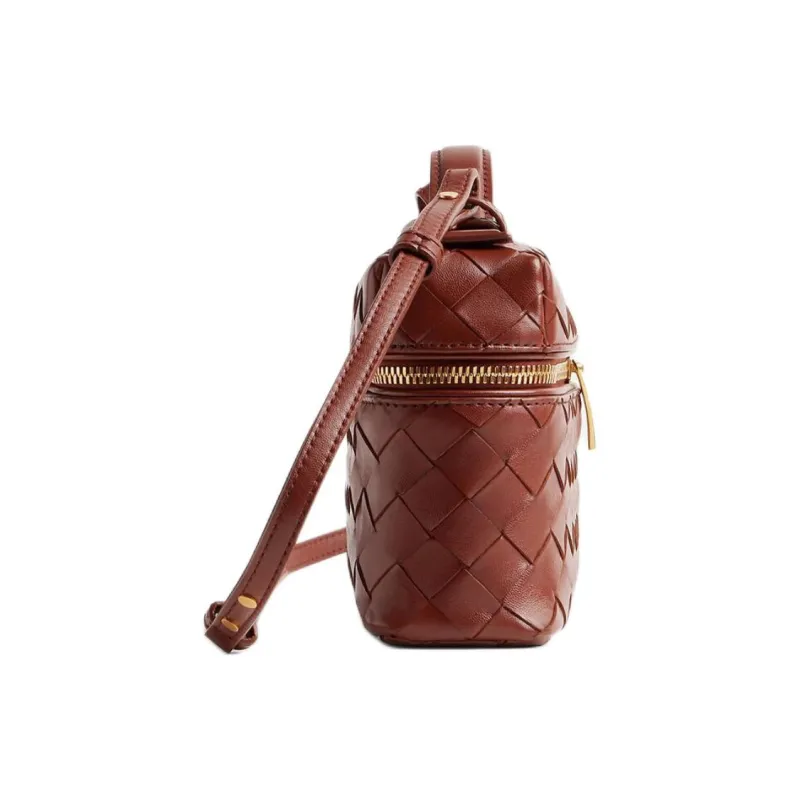 Bottega Veneta Cow Leather Makeup Bag Women's Sapele Red-1