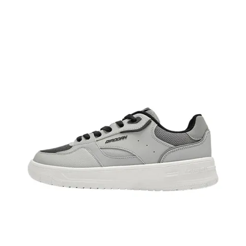 QIAODAN Get Rich Every Day Lightweight Anti Slip Low Top Skateboard Shoes Men's Gray White