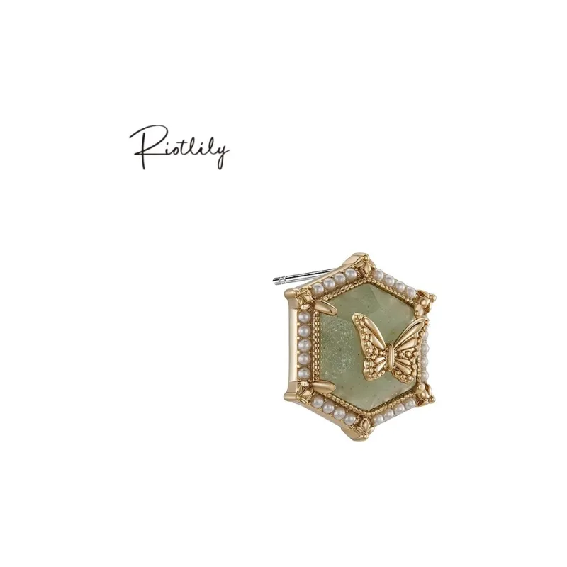RiotLILY Faux Pearl Stud Earrings Unisex-4