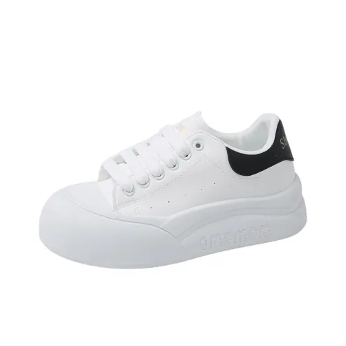 Boogie Bear Low Top Skateboard Shoes Women's