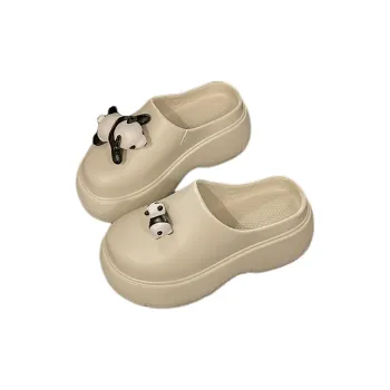 Mrs. Hui Slippers / Home Slippers