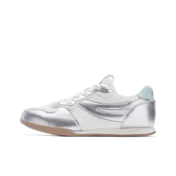 FILA Trail Breathable And Lightweight Low Top Casual Shoes Women's White Silver
