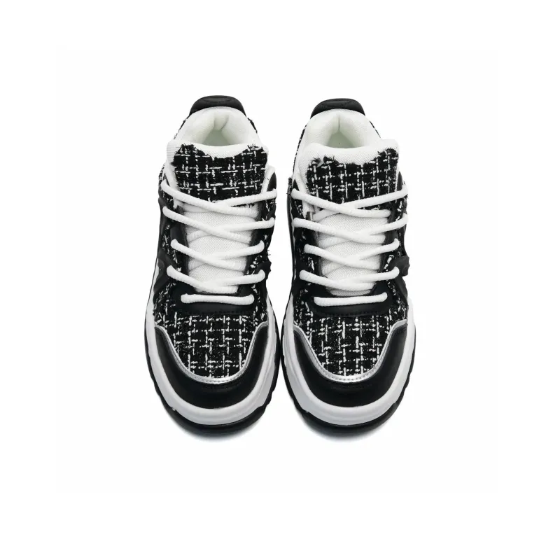 Circle Small Coverage Abrasion Resistant Lightweight Low Top Skateboard Shoes Unisex Black White-3