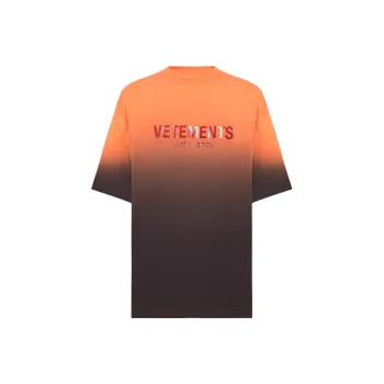 Vetements T-Shirts Men Orange