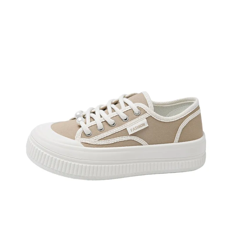Black tailed Deer Slip Resistant, Lightweight, And Breathable Low Top Skateboard Shoes Women's-0