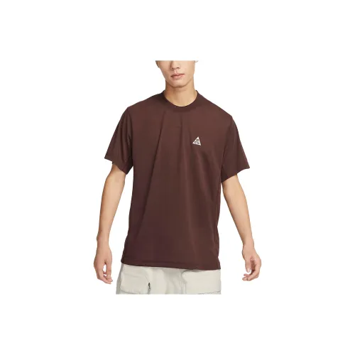 Nike T Shirts Men Earth Umber