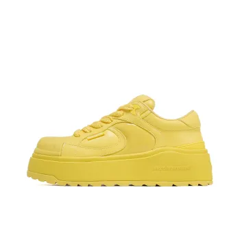 WANDER AROUND Anti Slip Wear Resistant Low Top Skateboard Shoes Unisex Sunshine Yellow