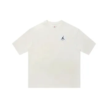 JORDAN Flight Essentials Tee