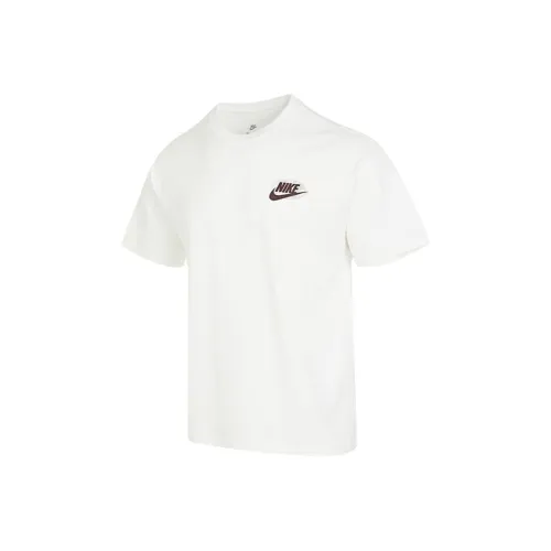 Nike T Shirts Men White