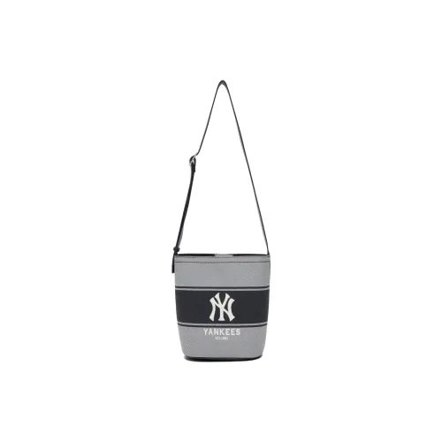 MLB New York Yankees Polyester Bucket Bag Crossbody Bag Shoulder Bag Tote Portable Women's Black