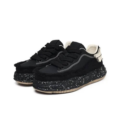 MODENGPAN Wear Resistant Lightweight Breathable Support Height Increasing Low Top Skateboard Shoes Unisex