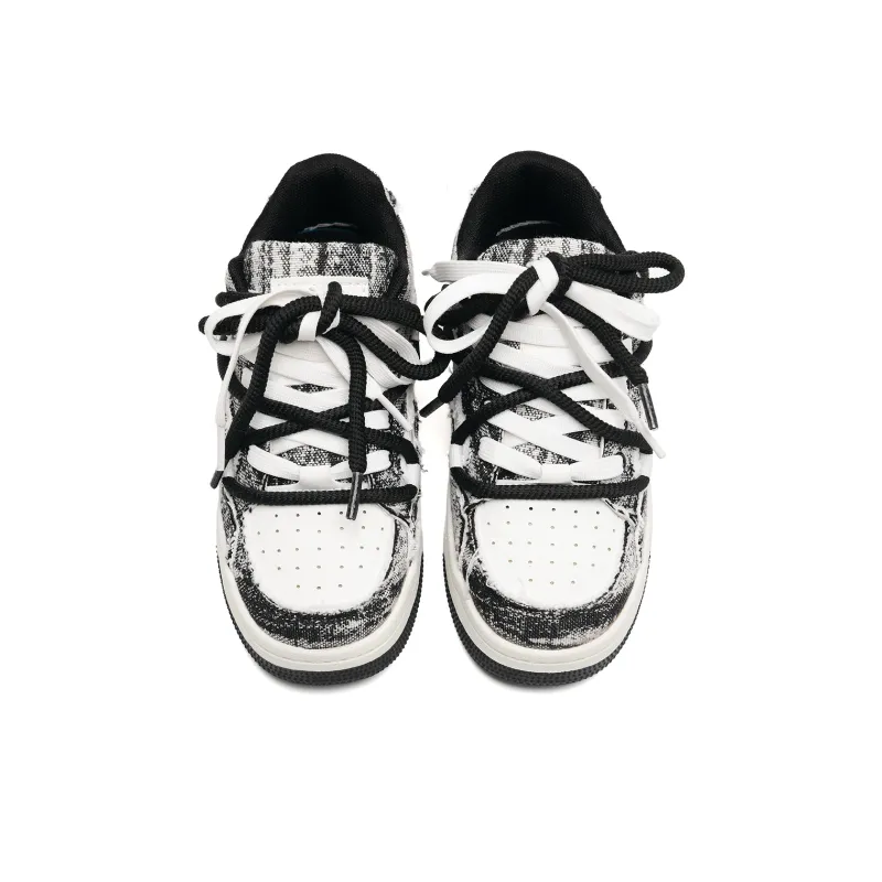 7 SEVFUN Lightweight And Breathable Low Top Skateboard Shoes Unisex-10