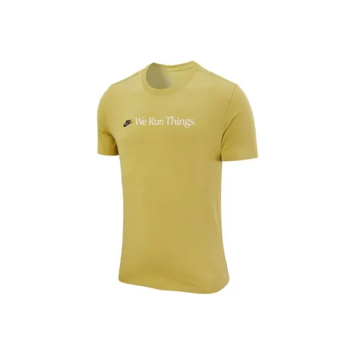 Nike Sportswear T Shirts Men Infinite Gold