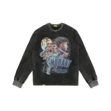 B2022 Vintage Black Long-Sleeved