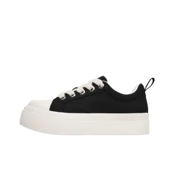 A Fairy Tale Of A Pair Of Shoes Low Top Canvas Shoes Unisex Black