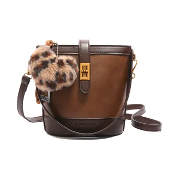 Meow In The Grass PU Crossbody Bag Women's Multicolor