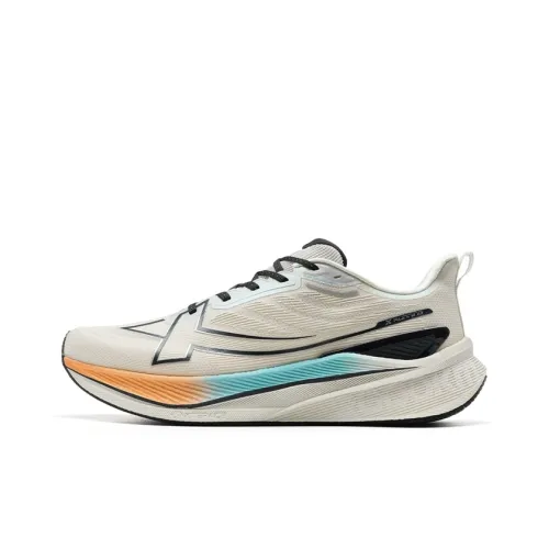 XTEP 2000km 3.0 Anti Slip Wear Resistant Low Top Training Running Shoes Men's White