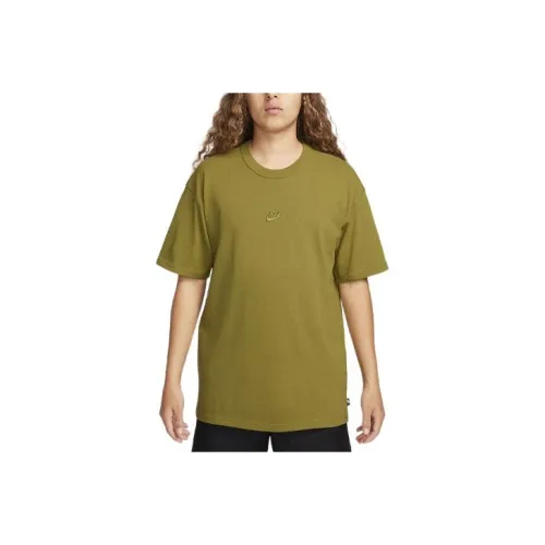 Nike Sportswear Premium Essentials T Shirt Men's Matcha