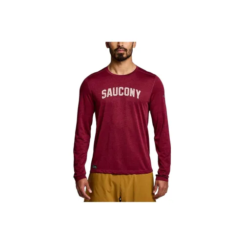 Saucony Stopwatch Graphic T Shirts Men Red