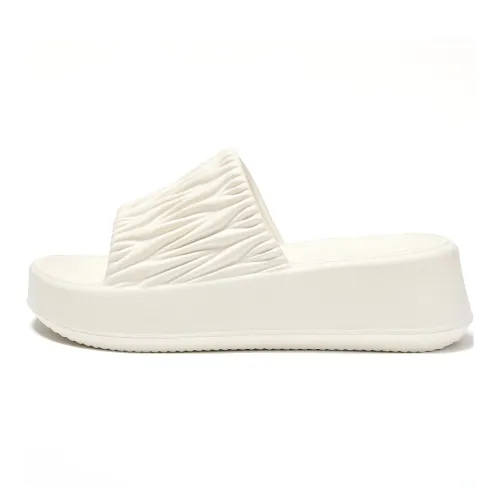 Ganshu Slippers / Home Slippers