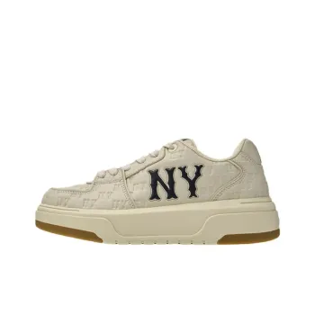 MLB New York Yankees Anti Slip Wear Resistant Low Top Skateboard Shoes Unisex Ivory