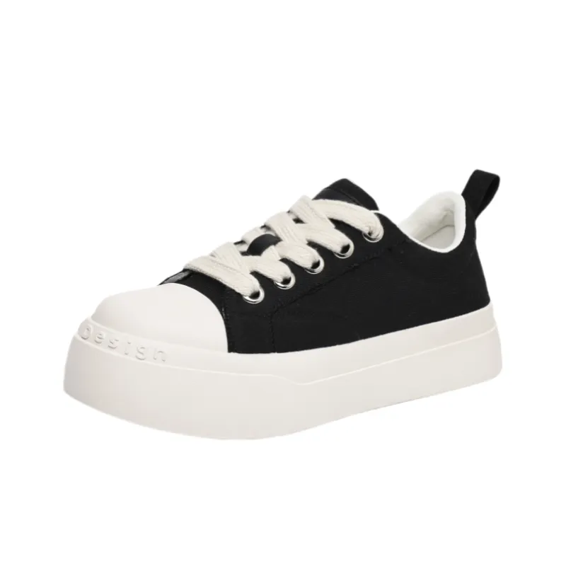 A Fairy Tale Of A Pair Of Shoes Low Top Canvas Shoes Unisex Black-1