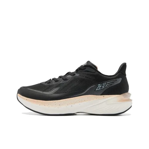 QIAODAN Abrasion Resistant Slip Resistant Low Top Long Distance Running Shoes Women's Black White