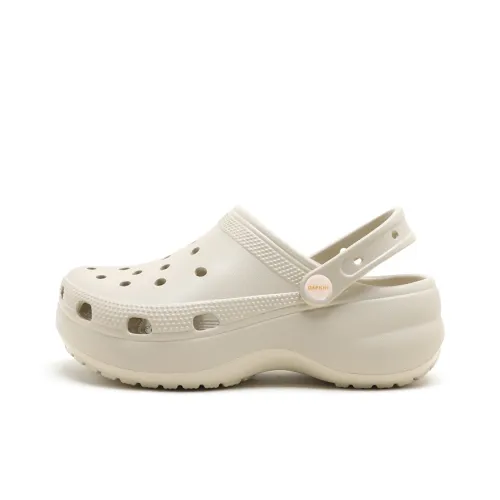 DAPHNE Clogs Women's