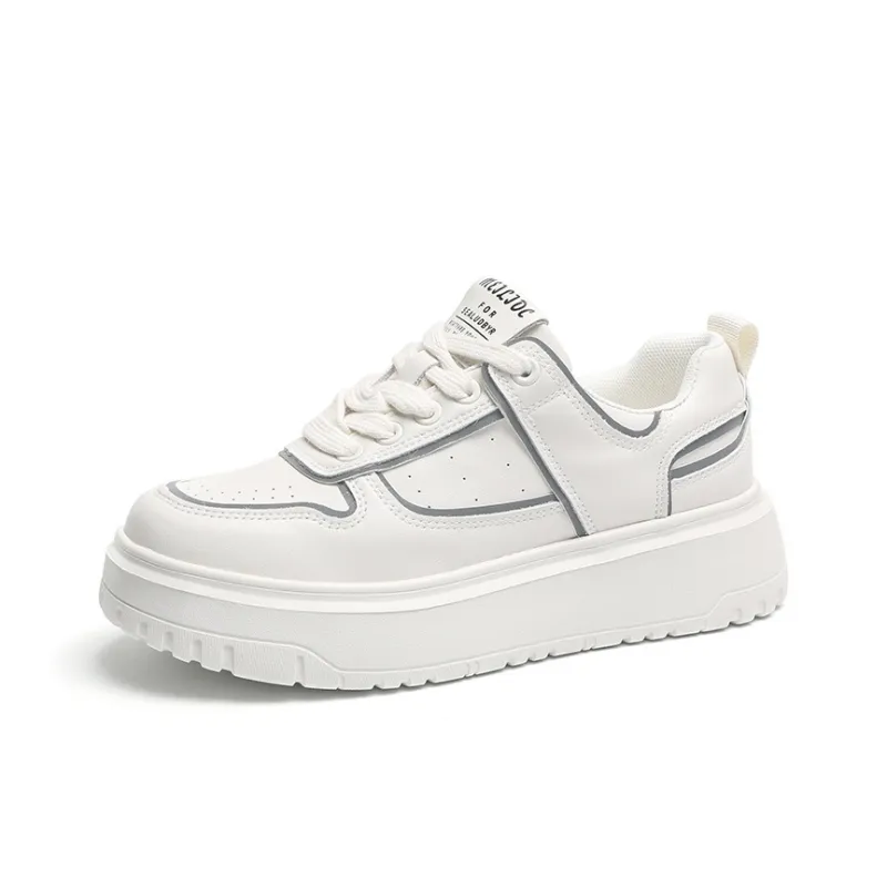 O.L Small White Shoes Low Top Skateboard Shoes Women's-7