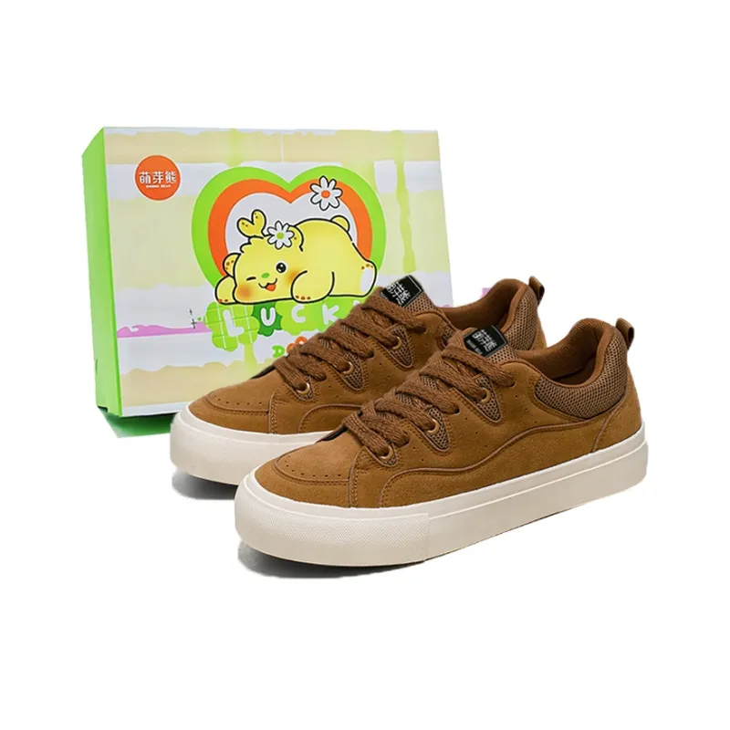 Budding Bear Low Top Skateboard Shoes Men's-0