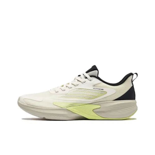 Erke Gradual Shadow 2.0 Breathable And Wear resistant Low Top Casual Running Shoes Men's White Green