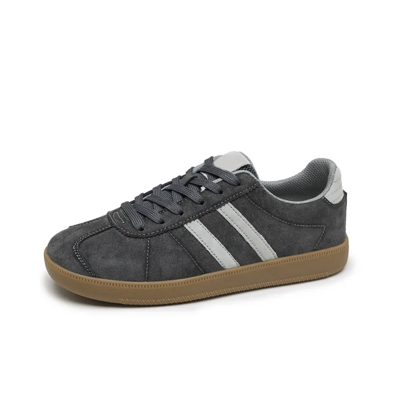 Team Bees Anti Slip Wear Resistant Low Top Skateboard Shoes Men's-1