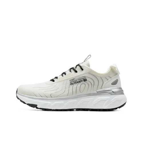 XTEP Anti Slip Wear Resistant Low Top Trekking Shoes Men's Sail White