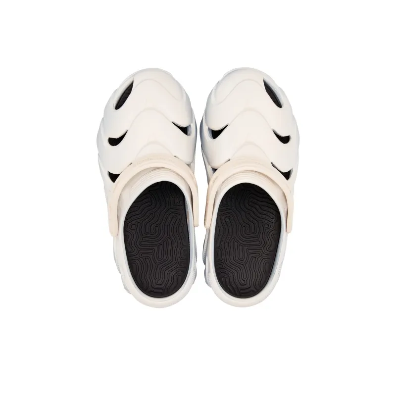 PEAK Pole Hole Shoes Clogs Men's Latte-4