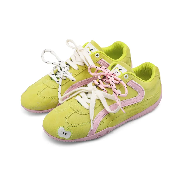 Cat&Sofa Slip Resistant Coverage Wear Resistant Low Top Skateboard Shoes Unisex Green Apple-1