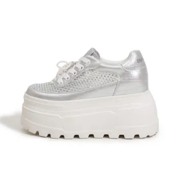 Milan Love Song Breathable Lightweight Height Increasing Low Top Casual Shoes Women's Silver