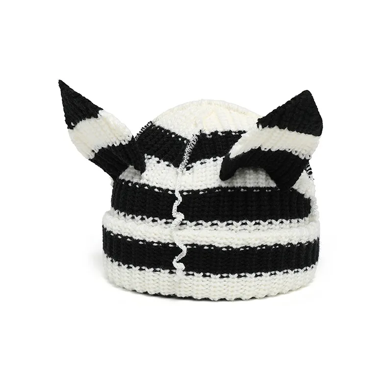 FREE RABBITⅡ Beanies Unisex-14