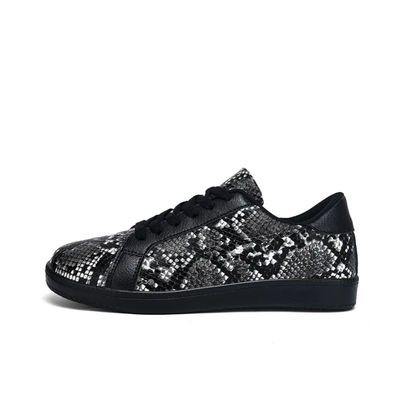 Team Bees Abrasion Resistant Slip Resistant Low Top Skateboard Shoes Unisex-0