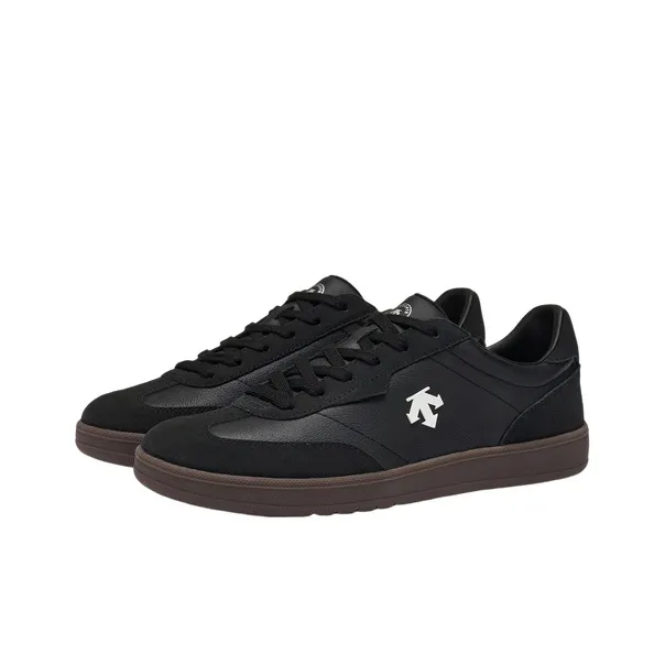 DESCENTE Slip Resistant Low Top Casual Shoes Women's Black-1