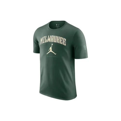 nike Rose Milwaukee Bucks Essential Men's nike Rose Nba T Shirt