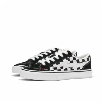 MXGM Anti Slip And Wear Resistant Lightweight Low Top Skateboard Shoes Unisex Black White Plaid