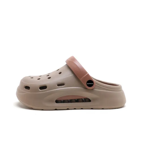 DAPHNE Clogs Women's