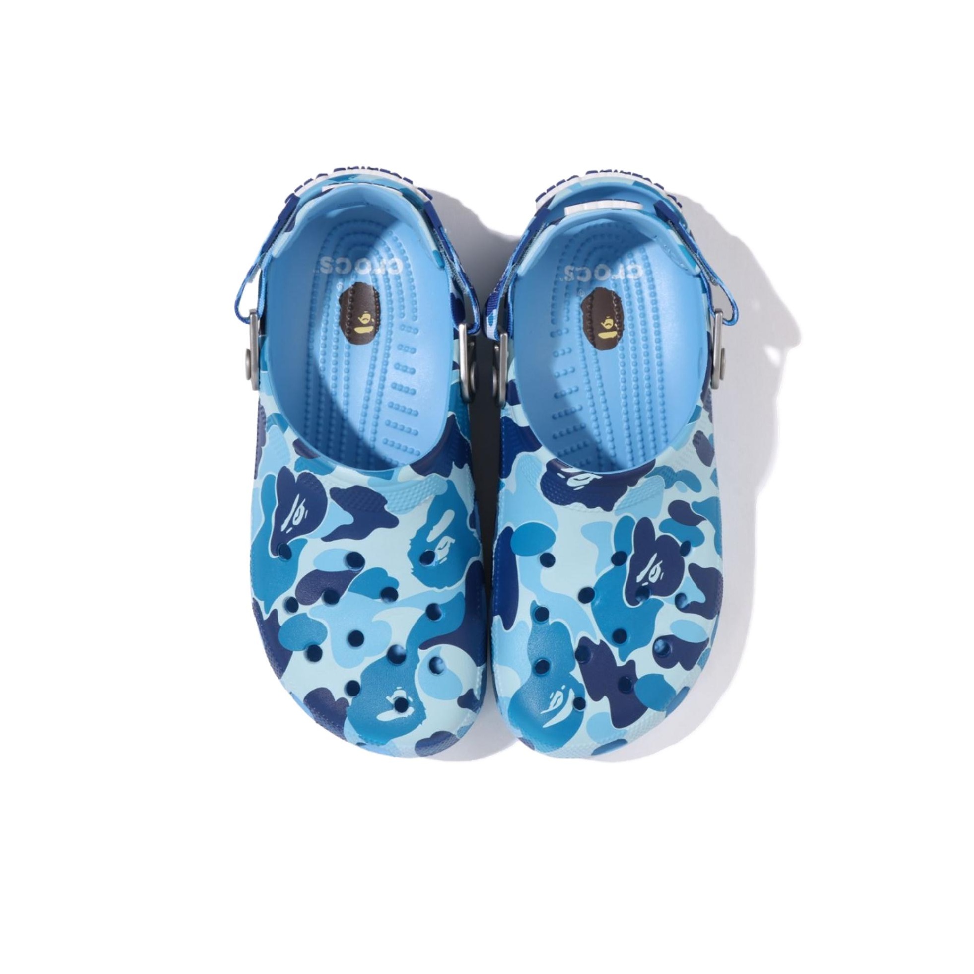 BAPE x Crocs Classic Clog Clogs Unisex - POIZON
