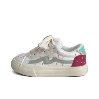 Than Than Me Skateboard Shoes Women's